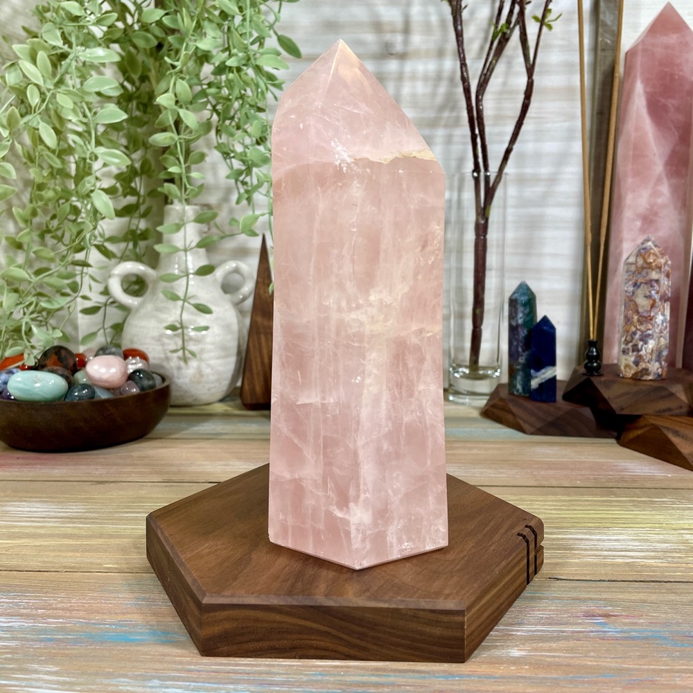 0011 Rose Quart Crystal Tower - Extra Large 7-1/2 Inches 4+ Pounds - Picture 5 of 5